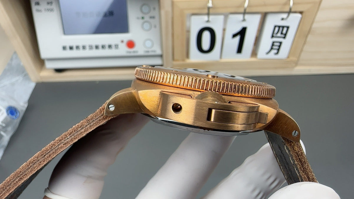 Panerai Luminor Submersible Bronze Automatic 47mm