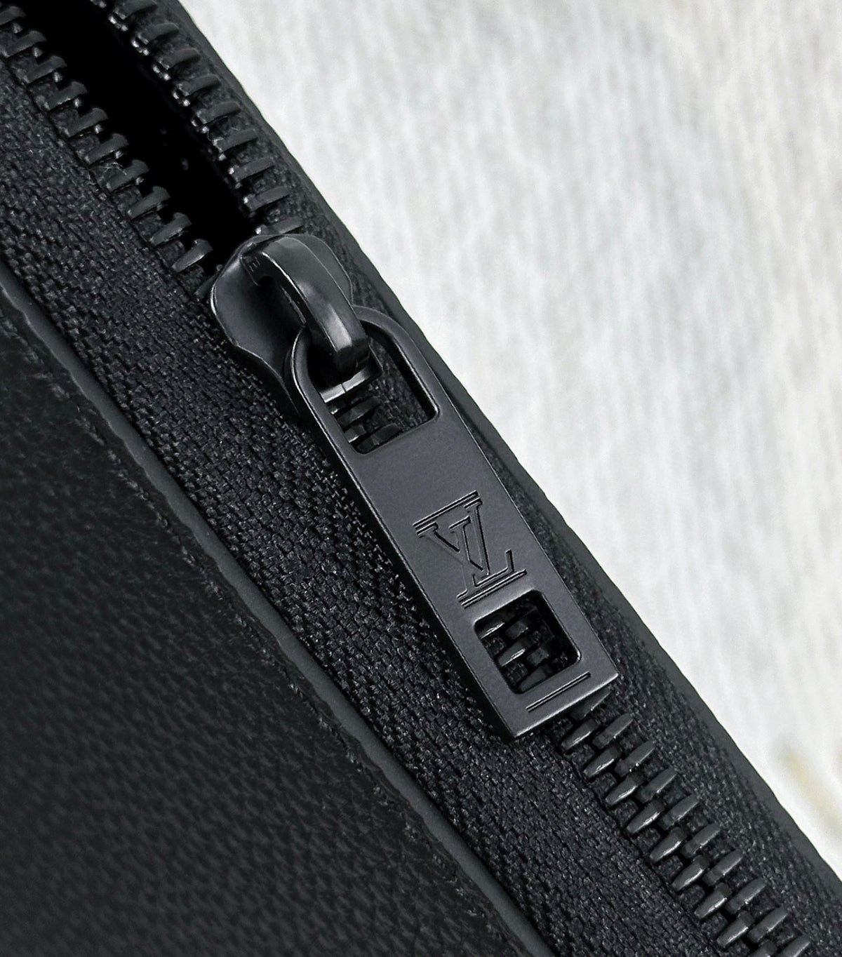 Zippy Wallet Vertical