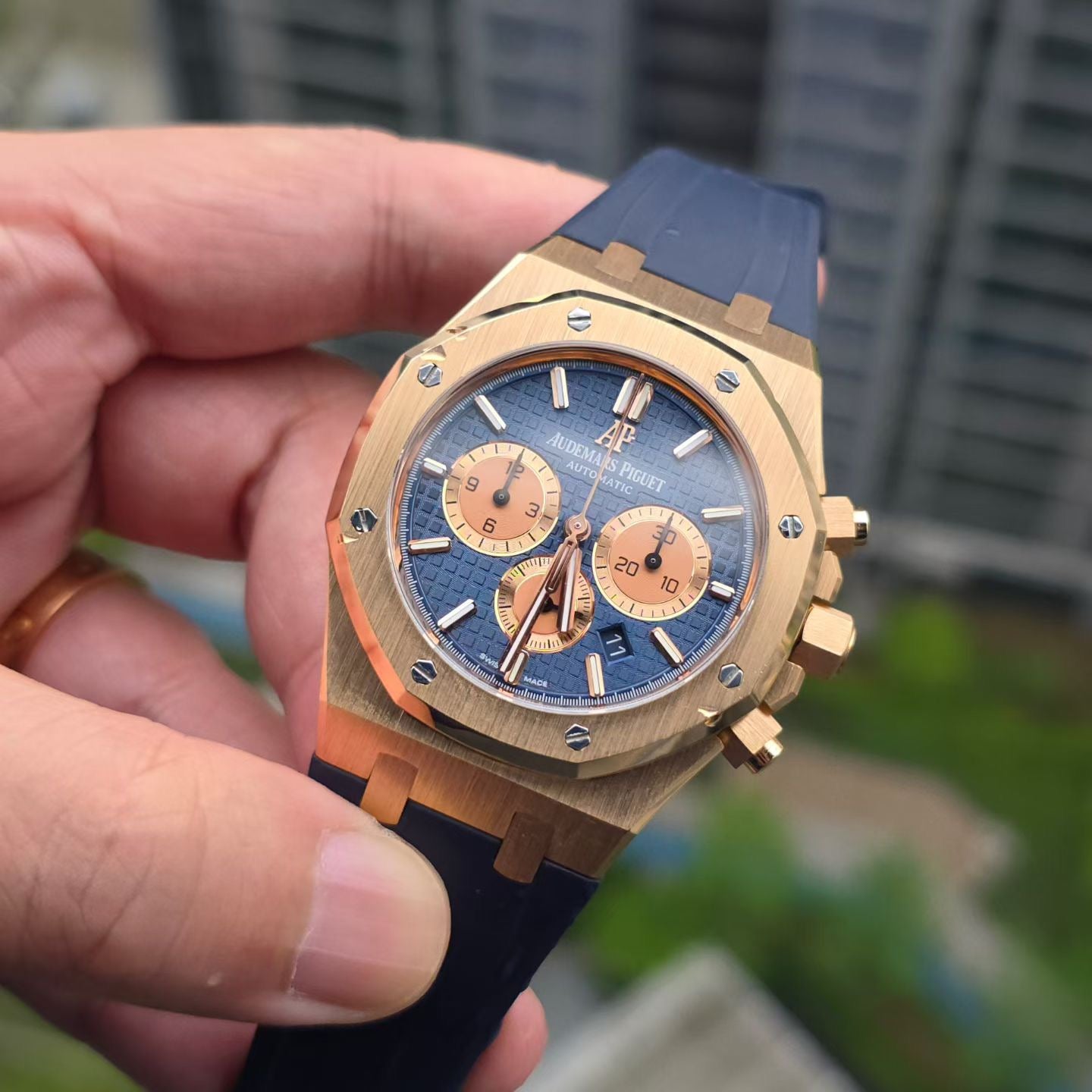 Royal Oak Chronograph Automatic 41mm Rose Gold Blue Dial