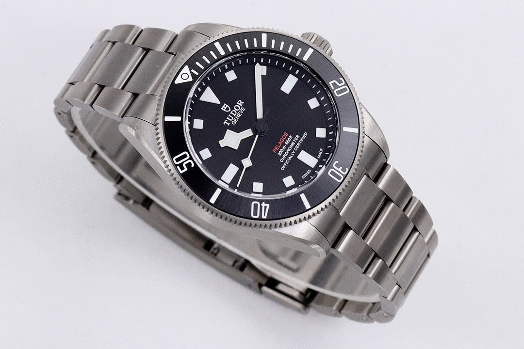 Pelagos 39 Black Dial Titanium Bracelet Watch
