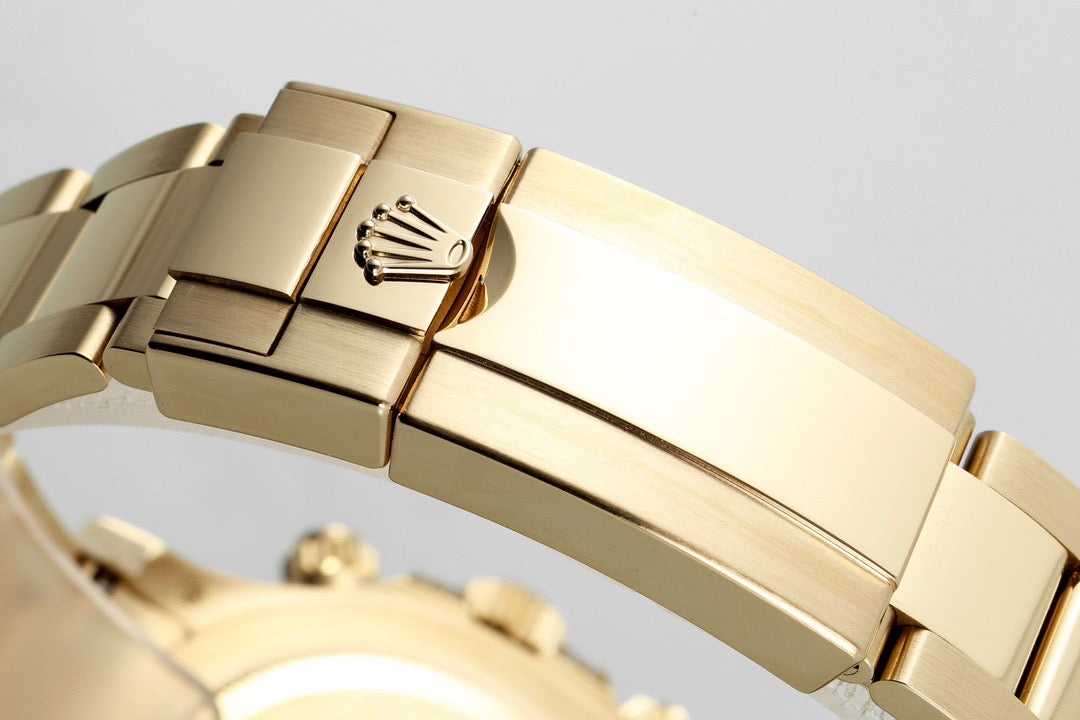Daytona Rainbow Diamond Dial Oyster Bracelet Watch