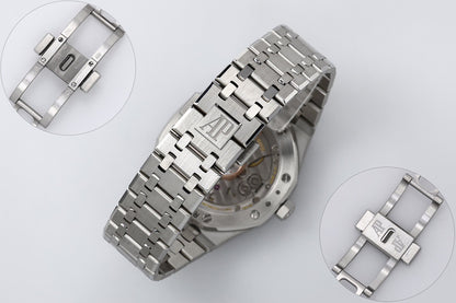 Royal Oak Ice Blue Tapisserie Watch