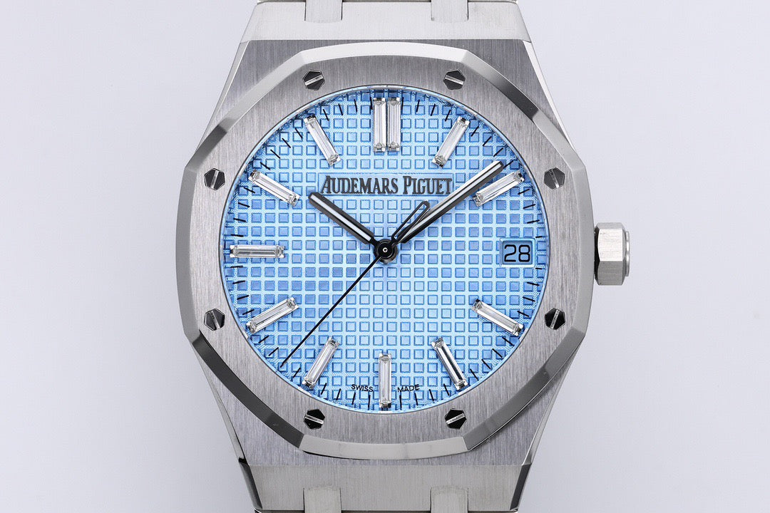 Royal Oak Ice Blue Tapisserie Watch