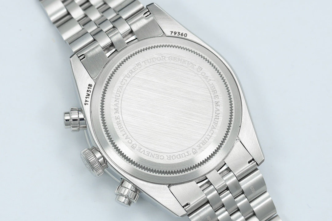 Black Bay Chrono Panda White Dial Jubilee Watch