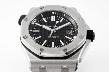 Royal Oak Offshore Diver Black Méga Tapisserie Watch