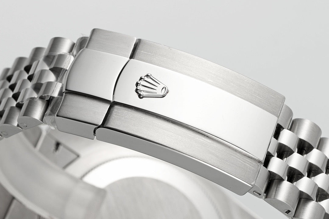 Sky Dweller White Dial Jubilee Bracelet Watch