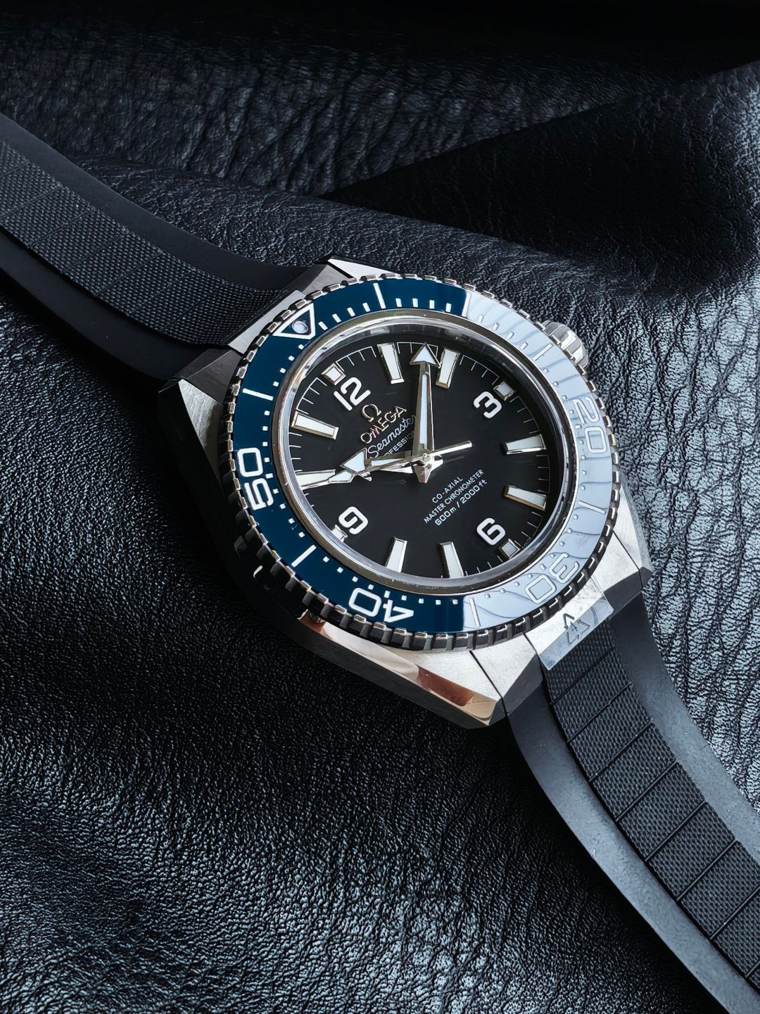 Seamaster Planet Ocean 600M Co-Axial Master Chronometer Rubber Strap