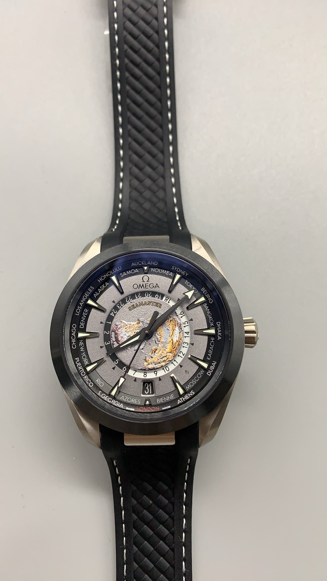 Seamaster Aqua Terra Worldtimer Titanium