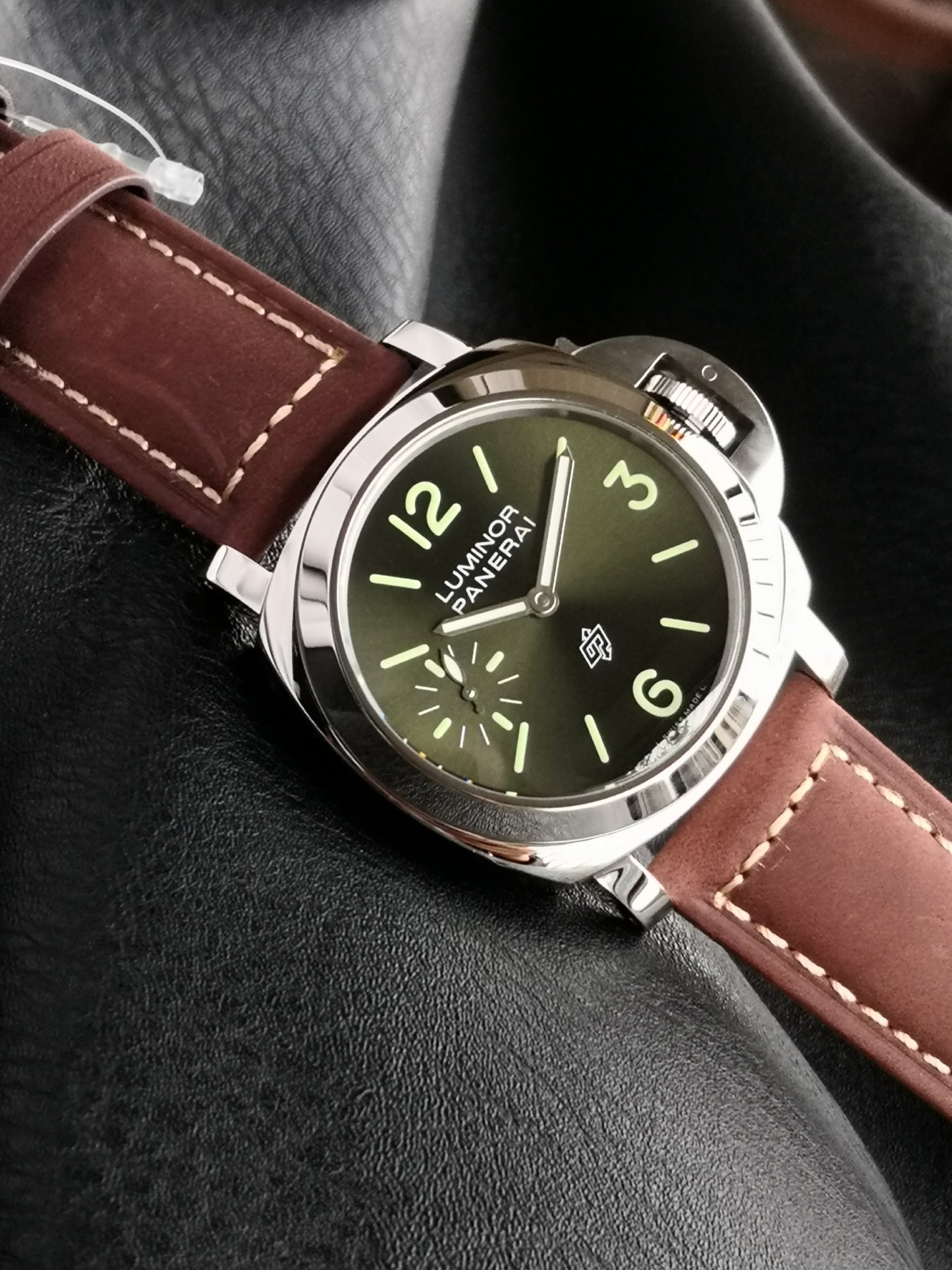 Luminor Olive