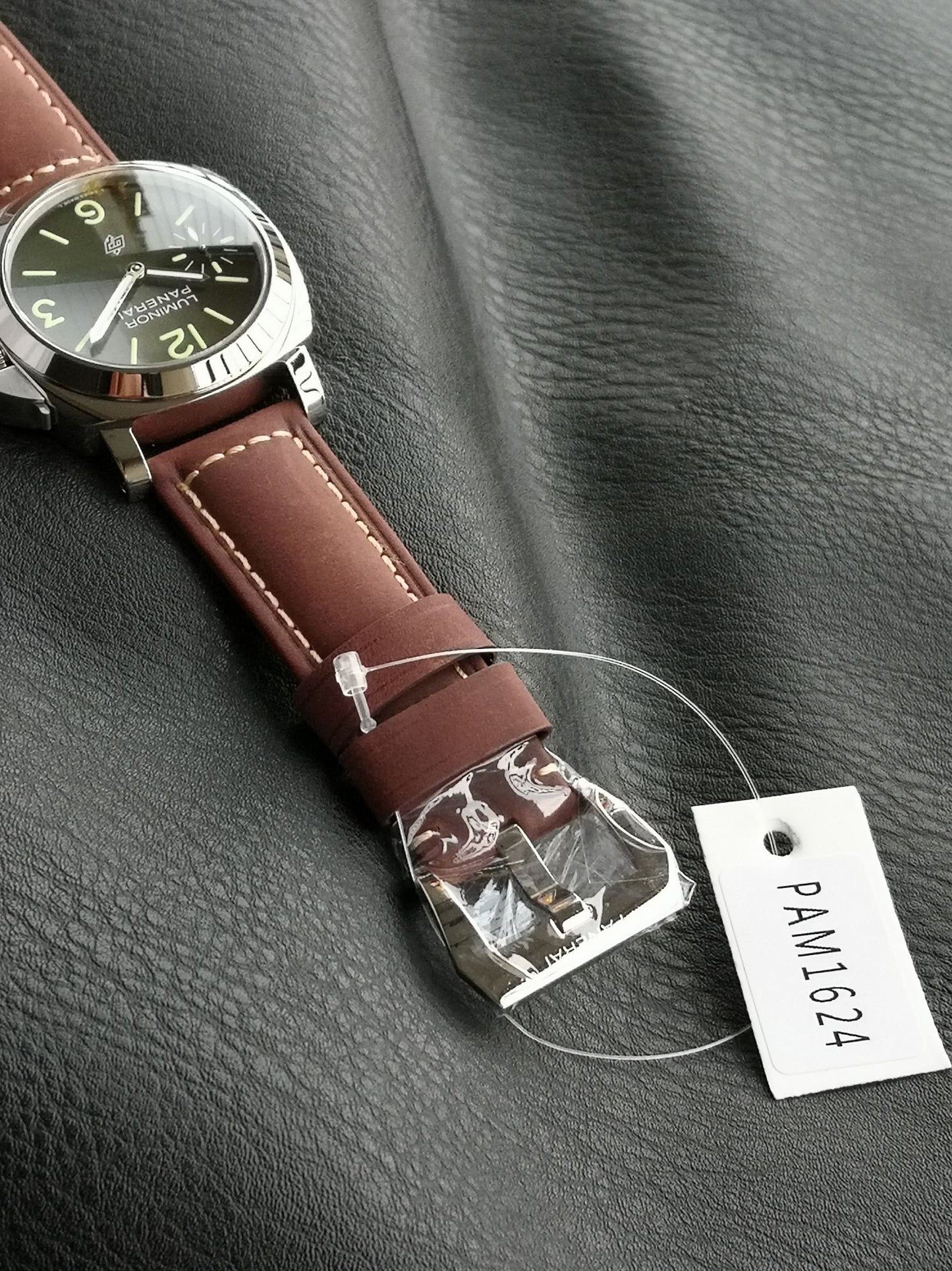 Luminor Olive