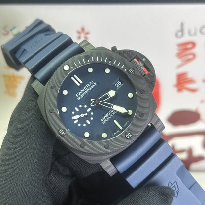 Luminor Submersible Carbotech