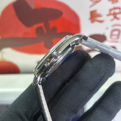 Master Ultra Thin Moon 39