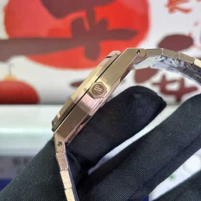 Royal Oak Ice Blue Tapisserie Watch