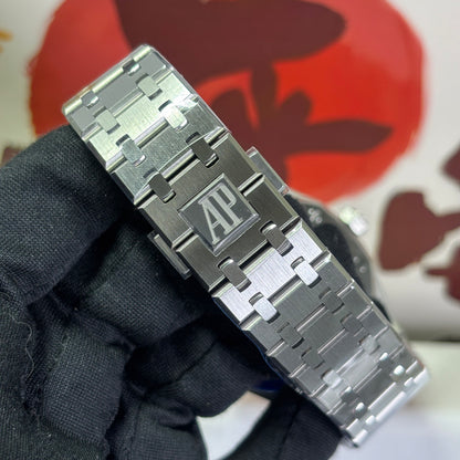 Royal Oak Ice Blue Tapisserie Watch