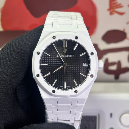 Royal Oak White Ceramic