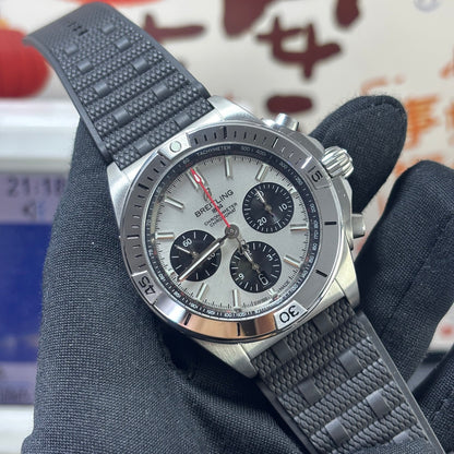 Chronomat B01