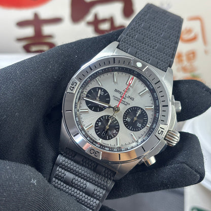 Chronomat B01