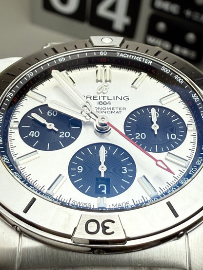 Chronomat B01