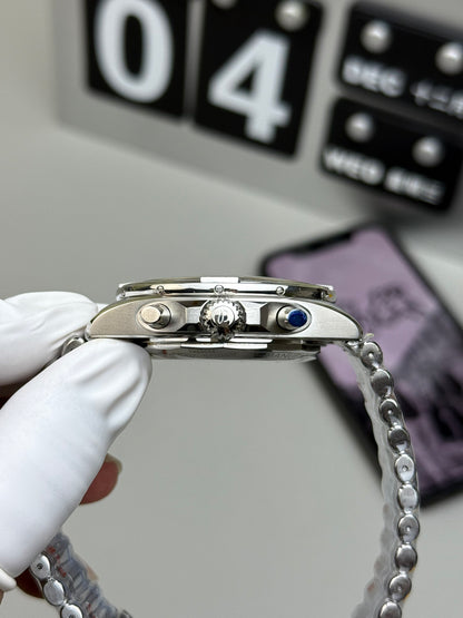 Chronomat B01
