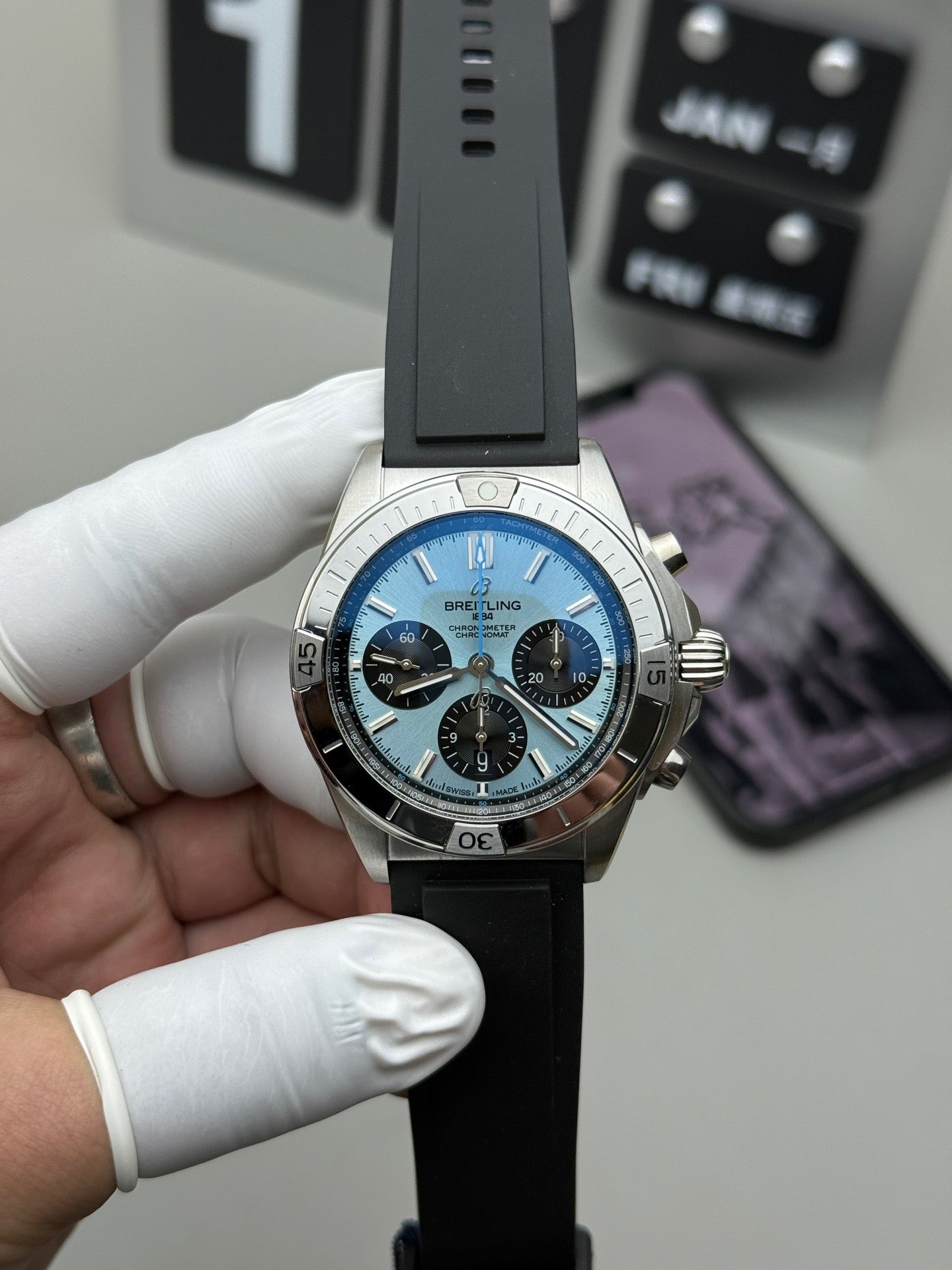 Chronomat B01