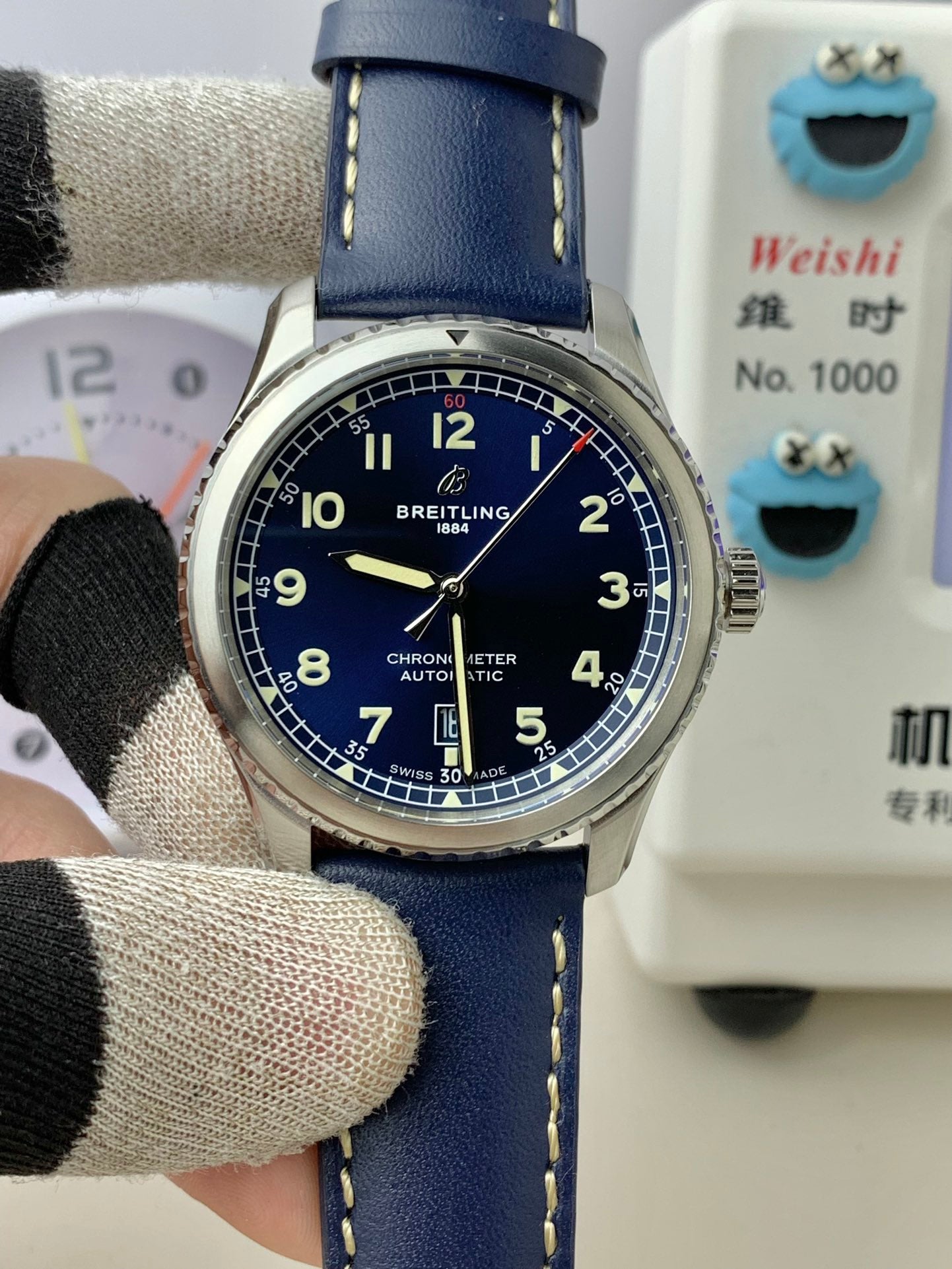 Aviator 8 Automatic