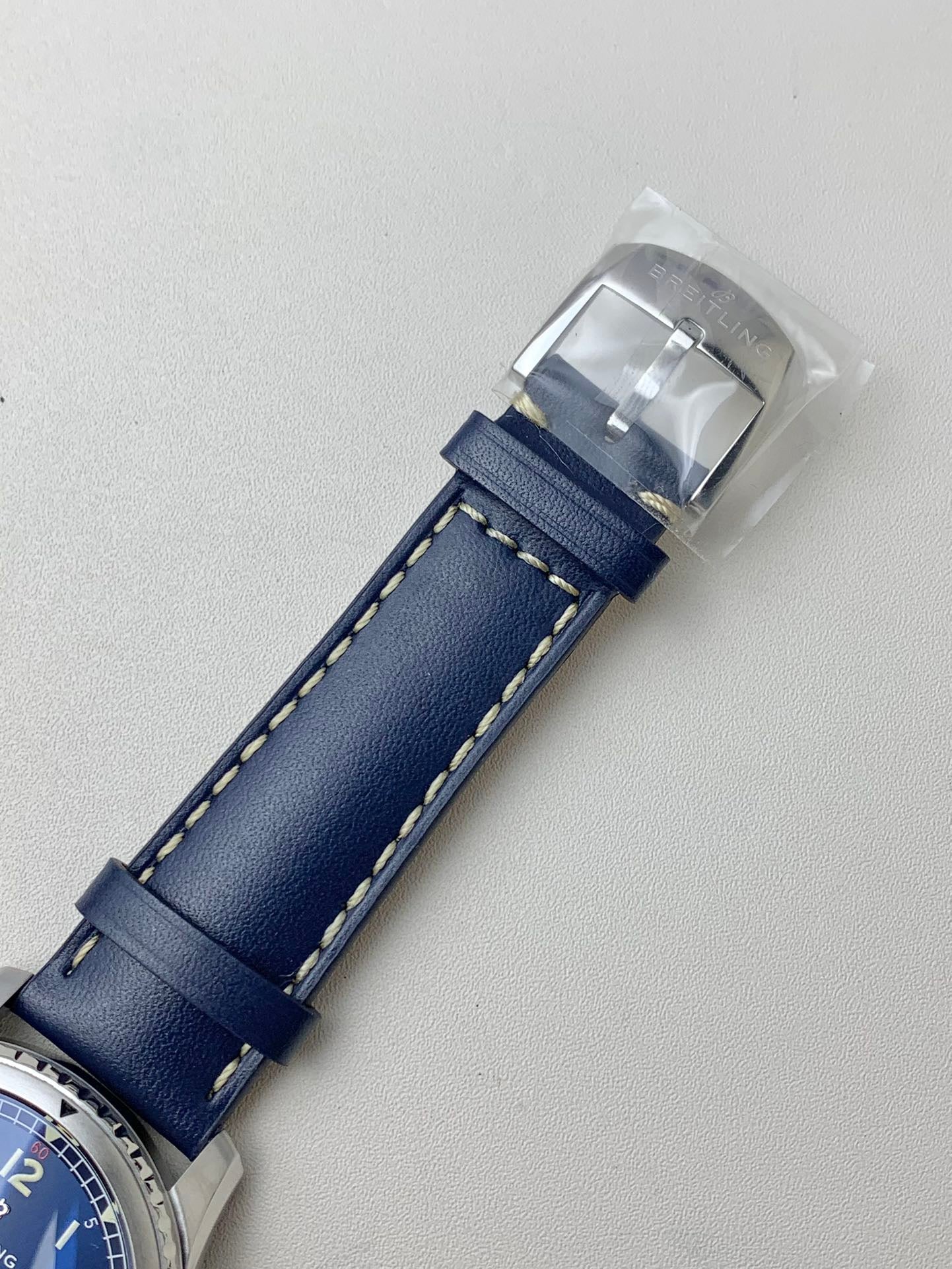 Aviator 8 Automatic