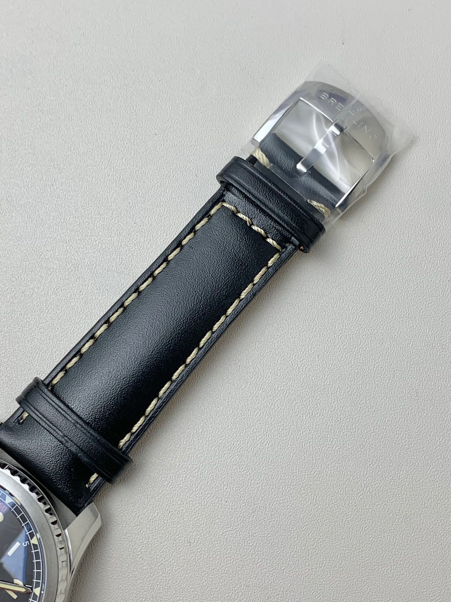 Aviator 8 Automatic