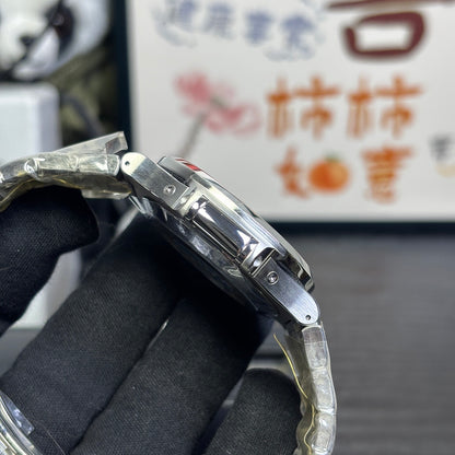 Nautilus Annual Calendar Moonphase