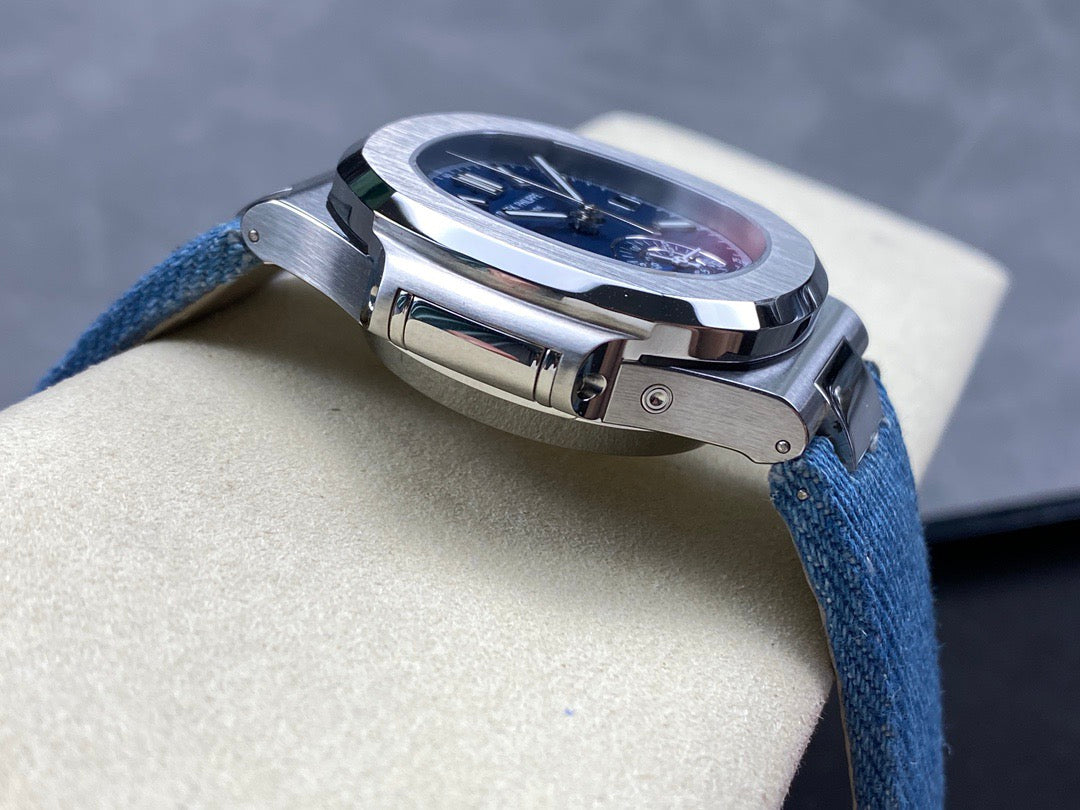 Nautilus Flyback Chronograph