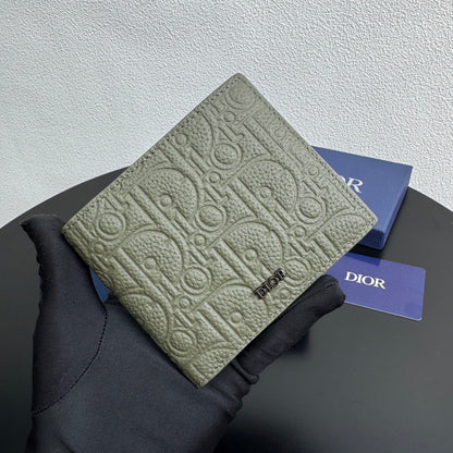 Gravity Bifold
