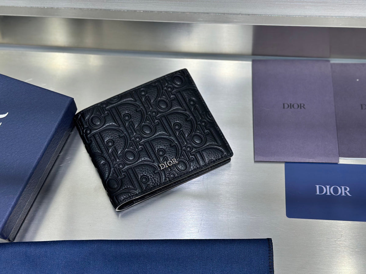 Gravity Bifold